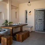 Chora Willa Fira (Santorini)