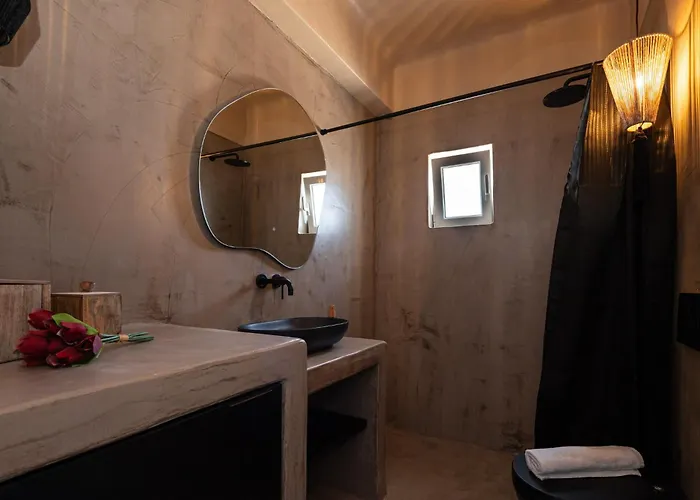 Villa Chora Fira (Santorini)