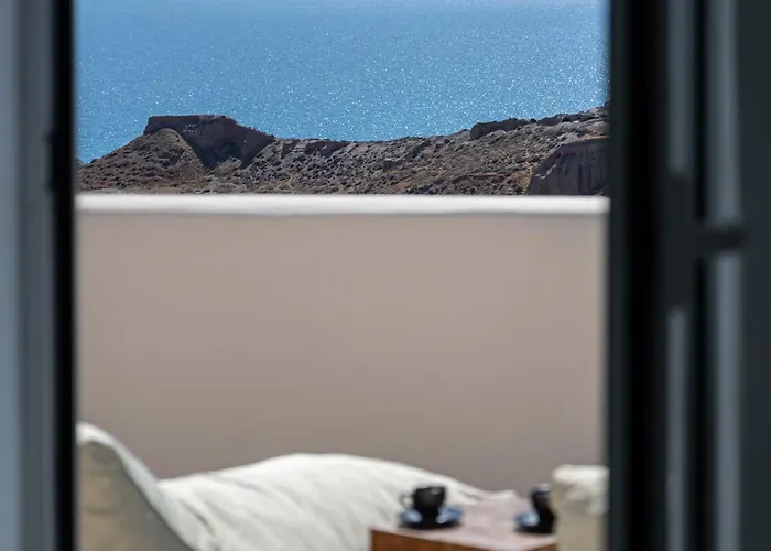 Vila Chora Fira (Santorini)