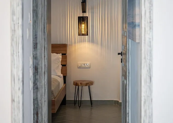 Chora Fira (Santorini)