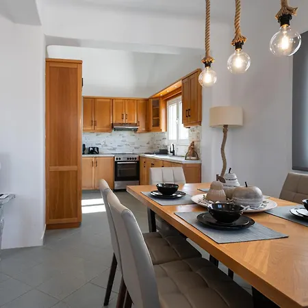 Chora Fira (Santorini)