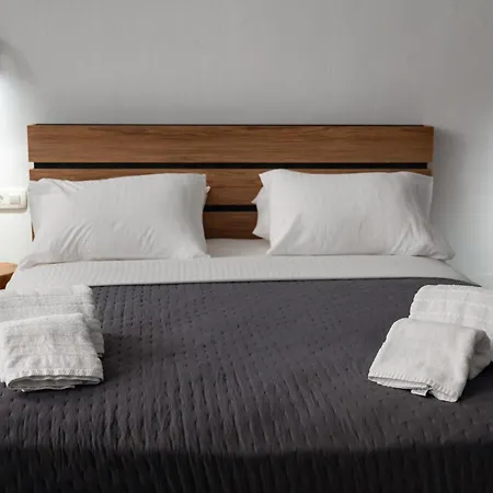 Chora * Fira (Santorini)