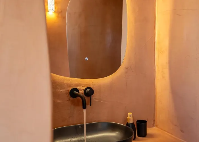 Chora Fira (Santorini)