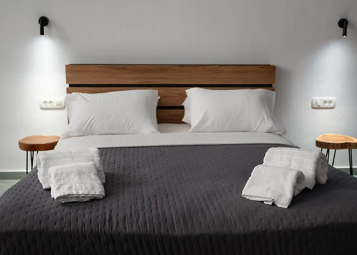 Chora * Fira (Santorini)