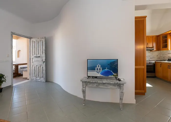 Villa Chora Fira (Santorini)